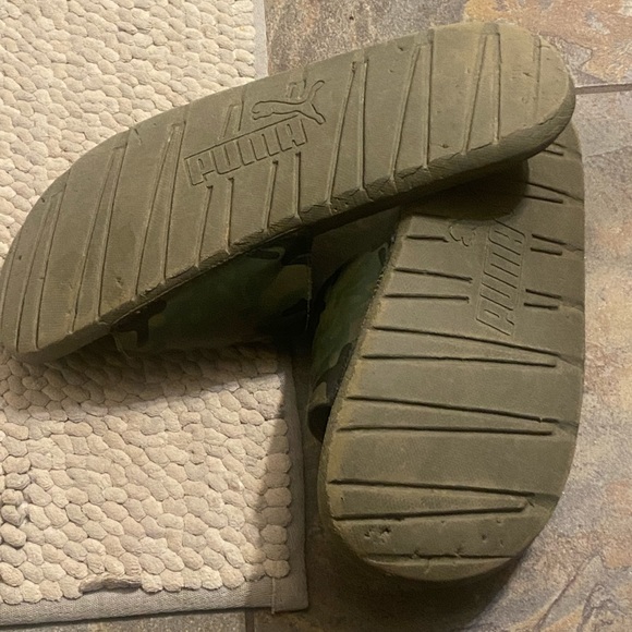 Puma Camo Cool Cat sport slides. - Picture 5 of 5